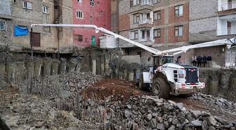 Hakkari'de 6 bina tahliye edildi