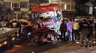 5 kişinin öldüğü kazadan kahreden detaylar! Bir aile yok oldu