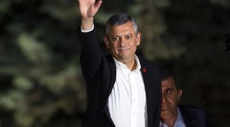 Çatlak söylentileri vardı! İşte grup başkanı seçilen Özgür Özel'in aldığı oy sayısı