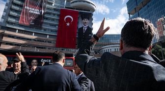 Ankara Valiliği: Emniyete CHP Genel Merkezi'nin boşaltılması için talimat verildi