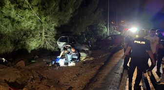 Adana'da iki otomobil çarpıştı: 2 ölü, 3 yaralı