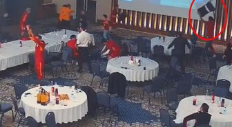 Galatasaraylı futbolcular Fenerbahçe gol yiyince sevinçten çıldırmış! Eline sandalye alıp koşan bile var