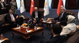 AK Parti ve CHP 3 bayram sonra ilk kez bayramlaştı