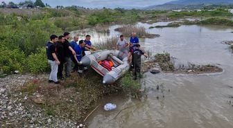 Tokat'ta elektrikli bisikletle Kelkit Çayına düşen 4 gençten 2'si kayıp