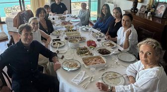 Kaya Çilingiroğlu, eski eşleri Hülya Avşar ve Feraye Tanyolaç ile bayramda bir araya geldi
