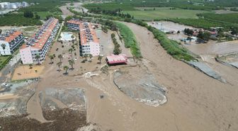 Sel Hatay'ı adeta yuttu