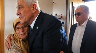 İYİ Parti Genel Başkanı Dervişoğlu’ndan İmamoğlu'nun anne babasına bayram ziyareti