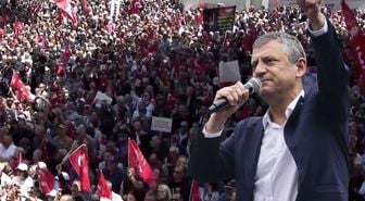 Güvenpark'ta insan seli! Özgür Özel'in programı öncesi alan doldu taştı