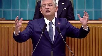 Özgür Özel, salonda 'Hain Kemal' sloganı atanları böyle susturdu