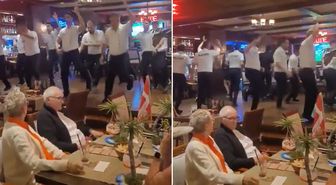 Alanya’da bir restoranda sergilenen performans turistleri şaşkına çevirdi