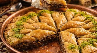 İstanbul Havalimanı’nda dilimi 8 Euro'dan satılan baklava yolcuları şoke etti