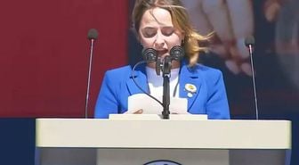 Herkes ismini aratıyor! Kürsüye çıkıp Aziz Yıldırım'a ağzına geleni saydı