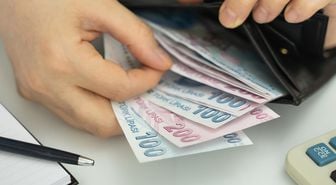 Hükümet asgari ücretle ilgili tartışmalara son noktayı koydu