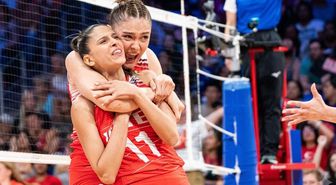 VakıfBank Voleybol Takımı, Derya Cebecioğlu'na veda etti
