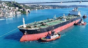 İstanbul Boğazı transit gemi geçişine kapatıldı
