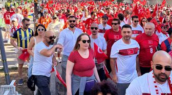 Vancouver'a Türk damgası! Sokaklar Türkiye sesleriyle inledi