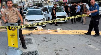 Doğum günü pastasıyla yürürken silahlı saldırıya uğradı