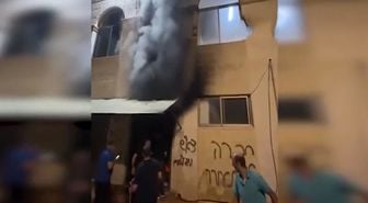 Batı Şeria’da Yahudi yerleşimcilerden çirkin provokasyon: İki cami birden ateşe verildi!