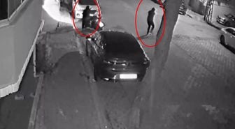 Esenyurt'ta iki grup arasında silahlı çatışma kamerada