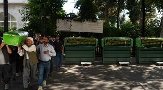 Siverek'te yürek yakan cenaze, 3 kardeş yan yana defnedildi