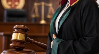 Yapay zekaya güvendi, başına iş açtı: 25 yıllık avukat hakkında soruşturma
