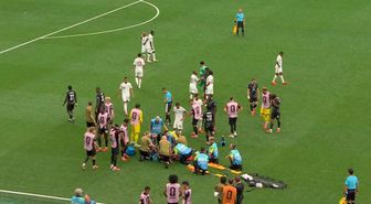 Dünya Kupası'nda büyük şok! Yıldız futbolcunun ayağı kırıldı