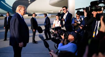 Trump dünyaya duyurdu: Hürmüz'de trafik rekor seviyede