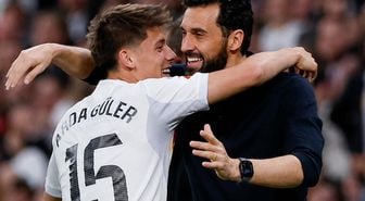 Alvaro Arbeloa yeni takımına imzayı atıyor