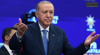 Rozetlerini Erdoğan takacak! İki belediye başkanı daha AK Parti'ye katılıyor