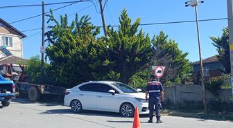 Tekirdağ'da otomobilde başından vurulmuş halde bulunan genç kurtarılamadı