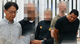 Ölülerin kimliğiyle 27 milyon dolarlık vurgun yaptılar