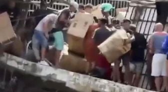 Venezuela’da depremler sonrası sokaklarda yağma başladı