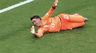 Muslera'dan yine çok büyük bir hata! Koca ülkenin hayalleriyle oynadı