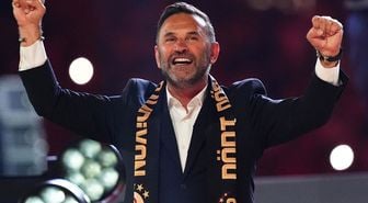Galatasaray'da Okan Buruk ile imza vakti