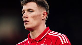 Manchester City, Elliot Anderson'ı rekor bonservisle kadrosuna kattı