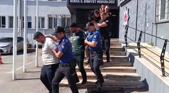 Bursa'da 2,5 ay boyunca 'Polisiz' diyerek dolandırdılar, 100 milyonluk vurgunun ardından tatlı ikram ettiler