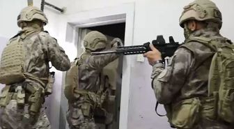 6 ilde 'modem dolandırıcılığı' operasyonu! Eş zamanlı baskın yapıldı, 31 kişi tutuklandı