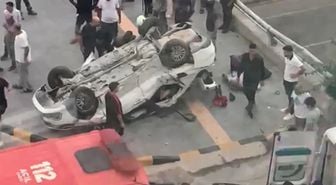 İskenderun'da otomobil devrildi: 2 kişi hayatını kaybetti