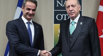Yunanistan Başbakanı Miçotakis'ten NATO Zirvesi öncesi Türkiye mesajı: Savaş beklemiyoruz