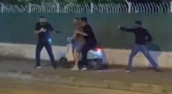 Düğün salonu önünde çıkan silahlı kavganın görüntüleri ortaya çıktı