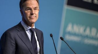Rutte, Türkiye'nin savunma sanayisini öve öve bitiremedi