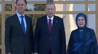 NATO liderleri şerefine Beştepe'de resepsiyon! Erdoğan çifti liderleri karşılıyor