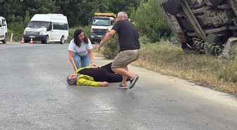 Freni boşalıp devrilen kamyonun şoförü öldü; yakınları feryat etti