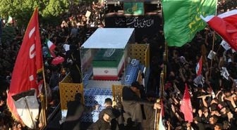 Hamaney için veda törenleri devam ediyor: Naaşı bugün Necef'e ulaştı