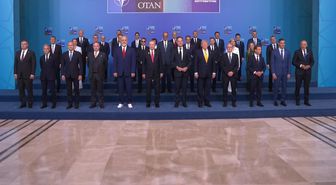 NATO Zirvesi'nde liderlerden aile fotoğrafı