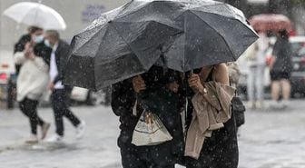 Meteoroloji tarih verdi: İstanbul'a gök gürültülü sağanak geliyor!