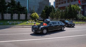 Trump'ı taşıyan 'Canavar' canlı yayınları kesti: ABD Başkanı'na üst düzey elektronik koruma