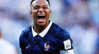 Samuel Eto'o, Kylian Mbappe'ye sahip çıktı