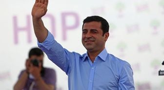 Kılıçdaroğlu'nu reddeden Demirtaş, Saadet liderine 'evet' dedi
