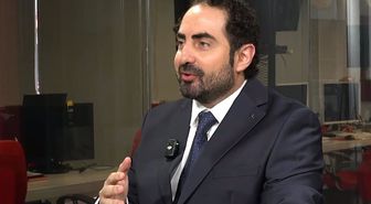 'Aşk dediğiniz şey, travma sosuna batırılmış bir patoloji olabilir'